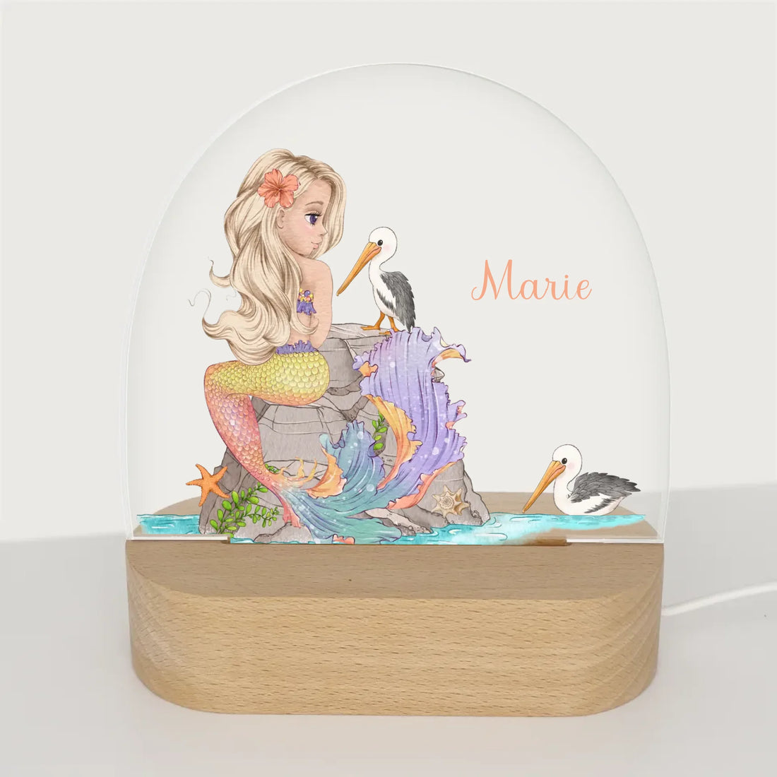 Nachtlicht Meerjungfrau mit Pelikan personalisiert Nachtlicht oval mit Holzständer und LED-Licht BxHxT ca. 14,5 x 16 x 6 cm 4 mm Acrylglas & Buchenholzständer