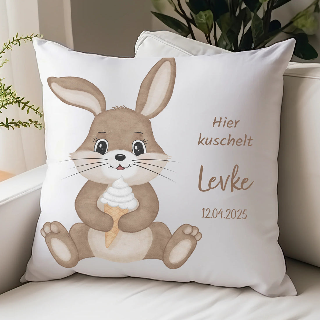 Namenskissen Hase mit Eis, personalisiert Kissen - Plüsch Plüsch