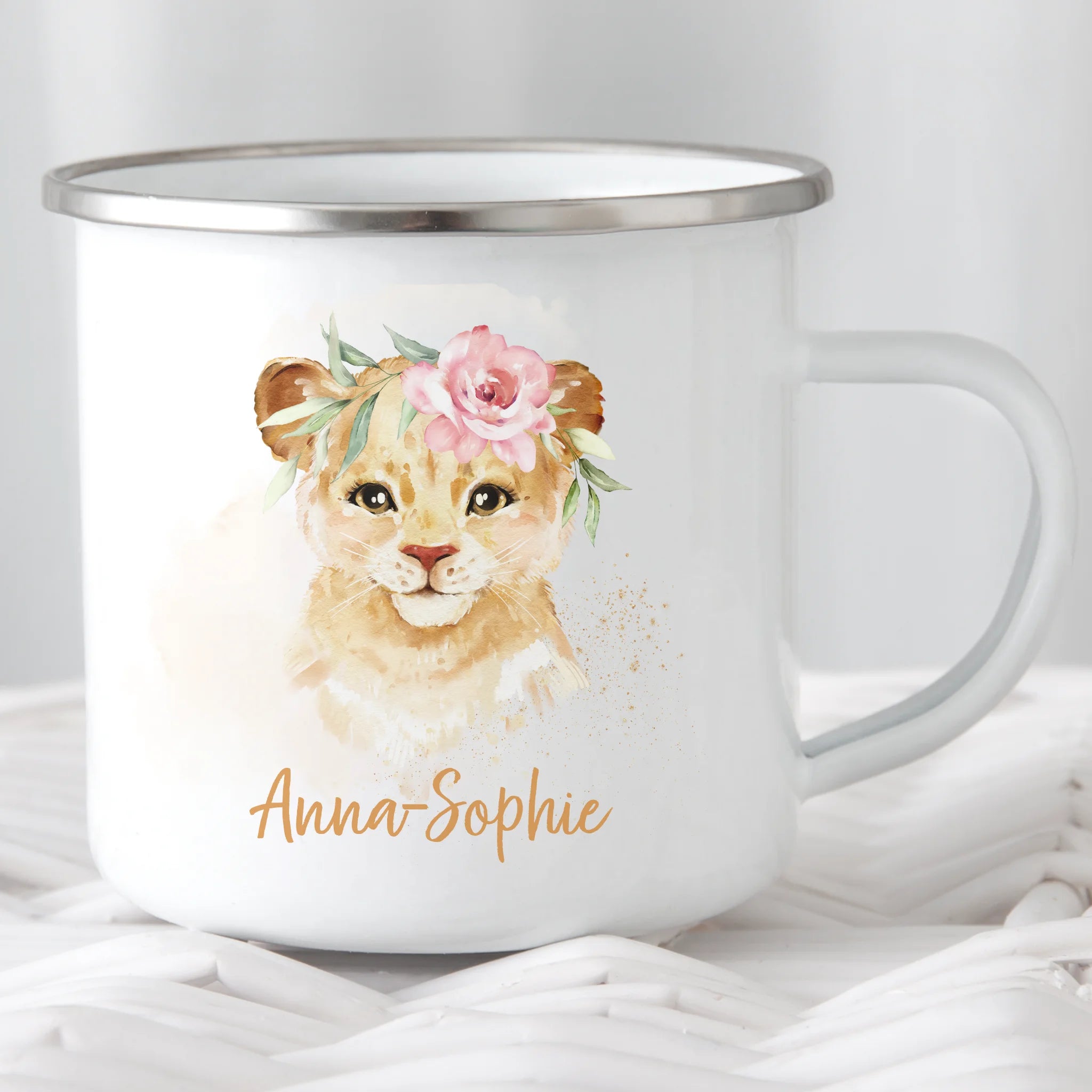 Kindertasse Löwin mit Namen, personalisiert