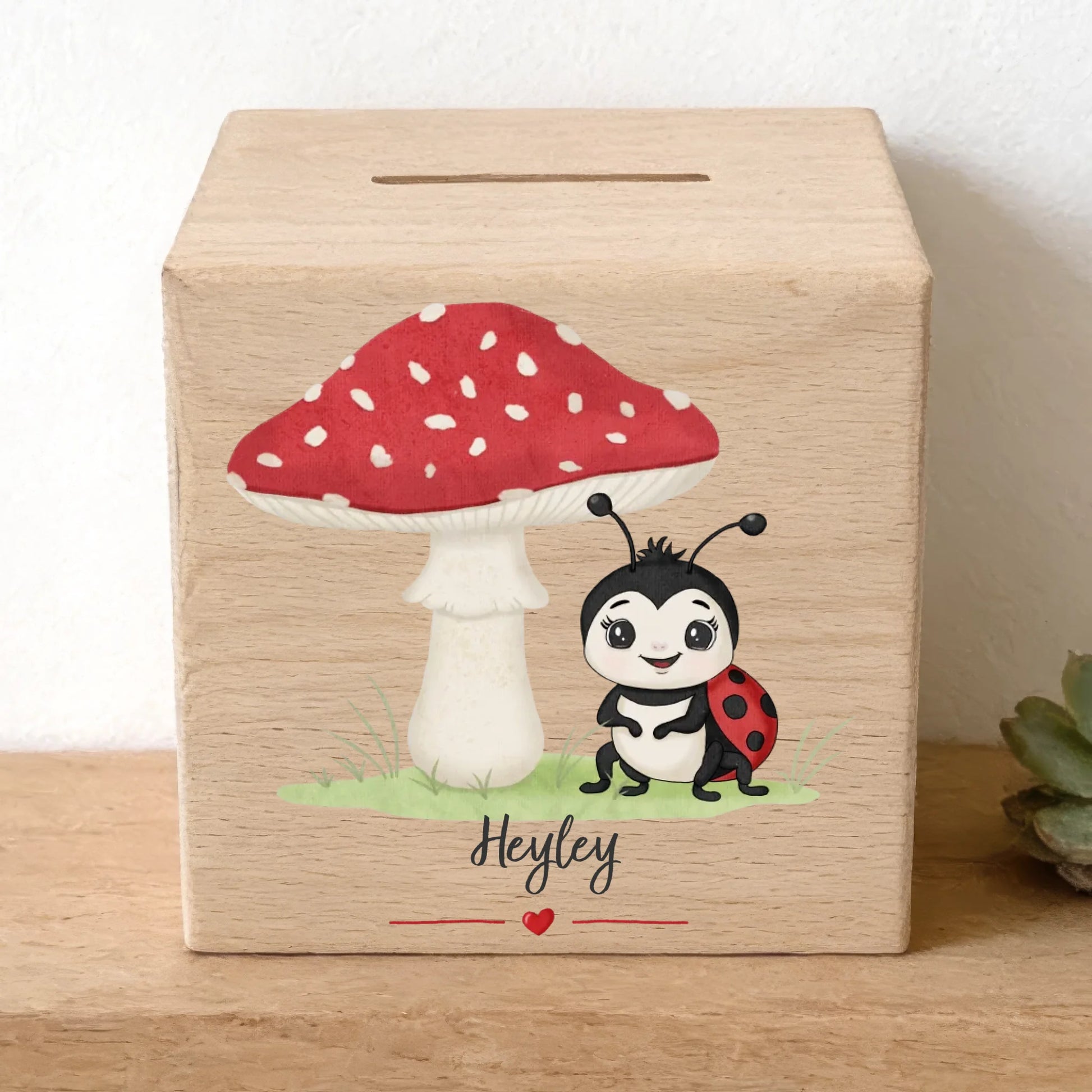 Holzspardose-vorn-Mockup1