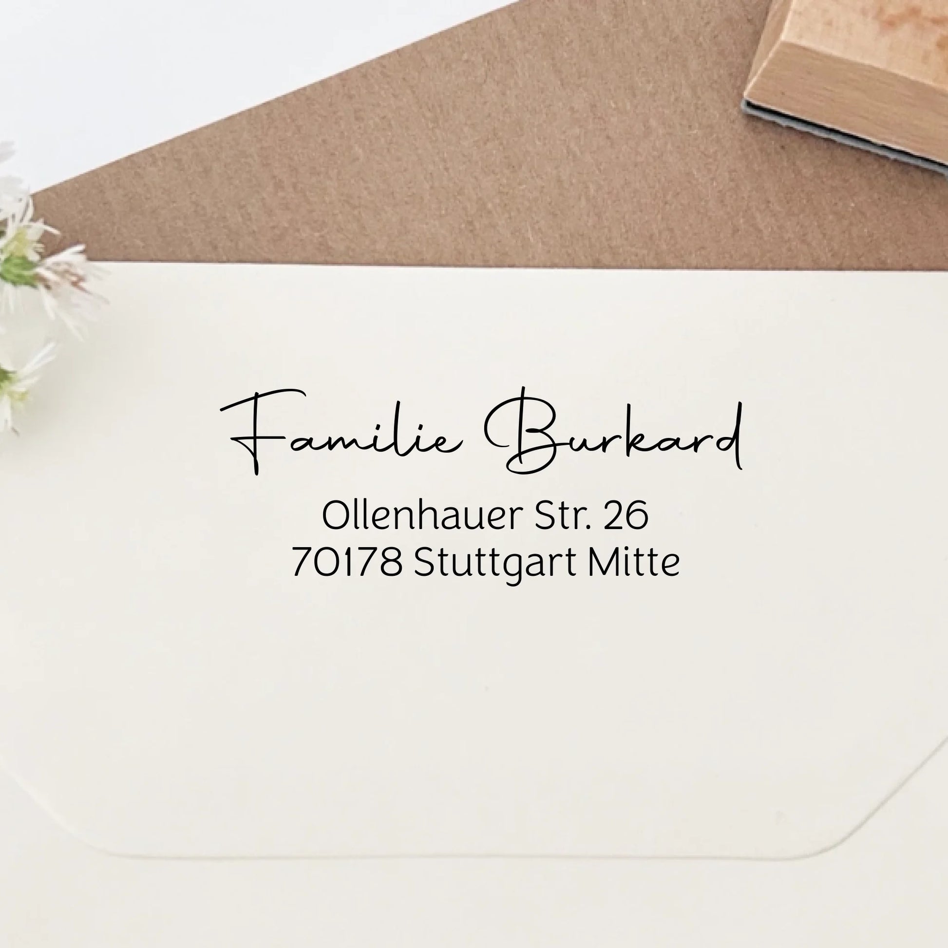 Zeitloser Adressstempel "Burkard" personalisiert | ohne Motiv - Spatzelinchen - Exklusive Papeterie