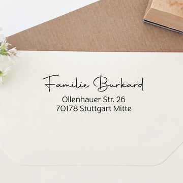 Zeitloser Adressstempel "Burkard" personalisiert | ohne Motiv - Spatzelinchen - Exklusive Papeterie