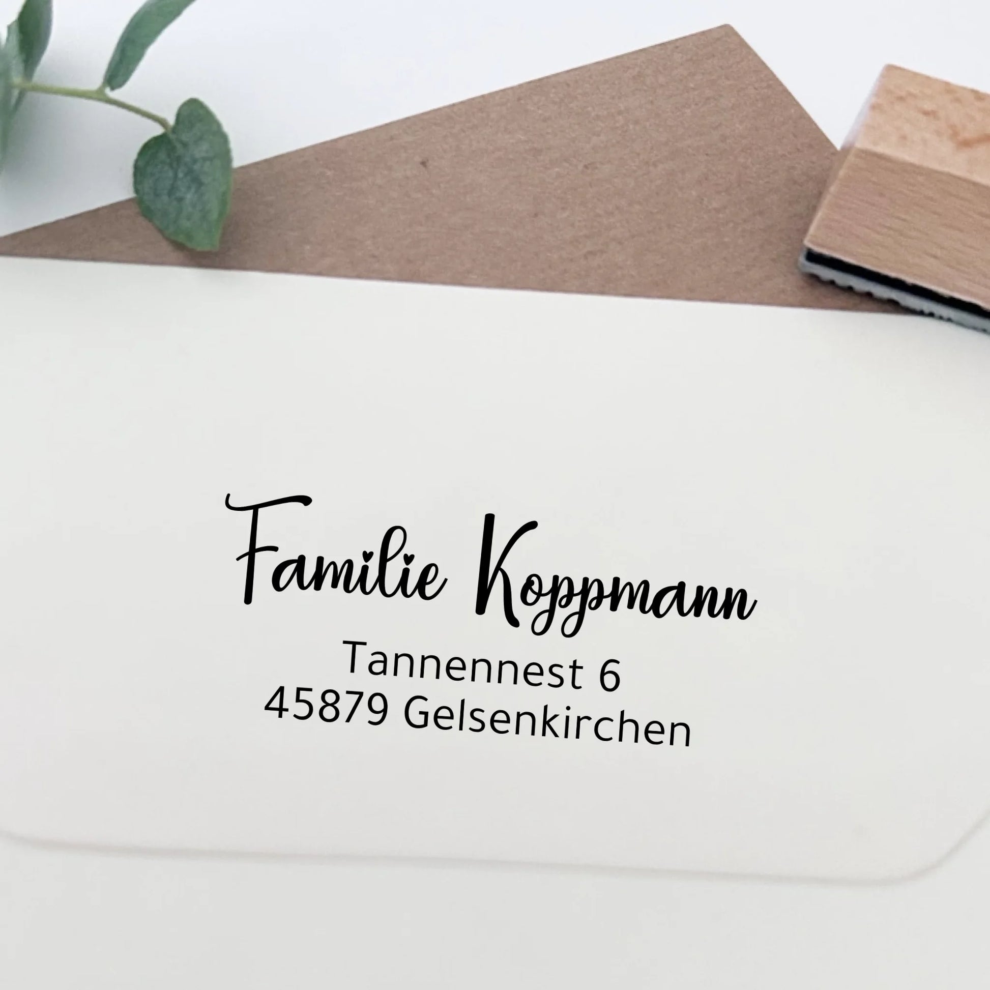 Personalisierter Adressstempel "Koppmann" – elegante Schrift - Spatzelinchen - Exklusive Papeterie