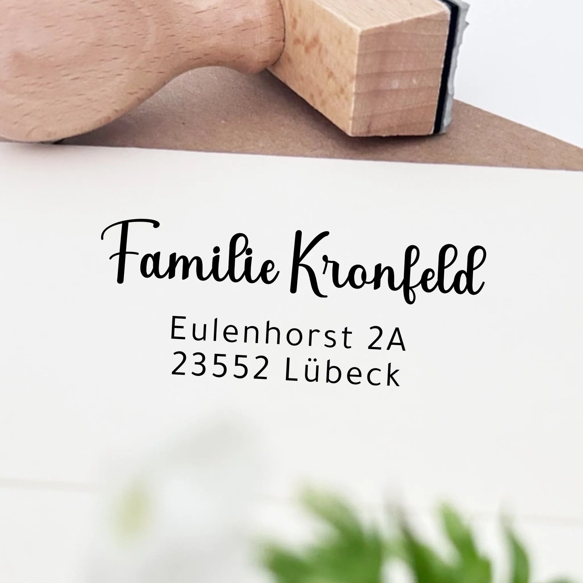 Adressstempel "Kronfeld" personalisiert – moderne Handschrift  - Spatzelinchen - Exklusive Papeterie