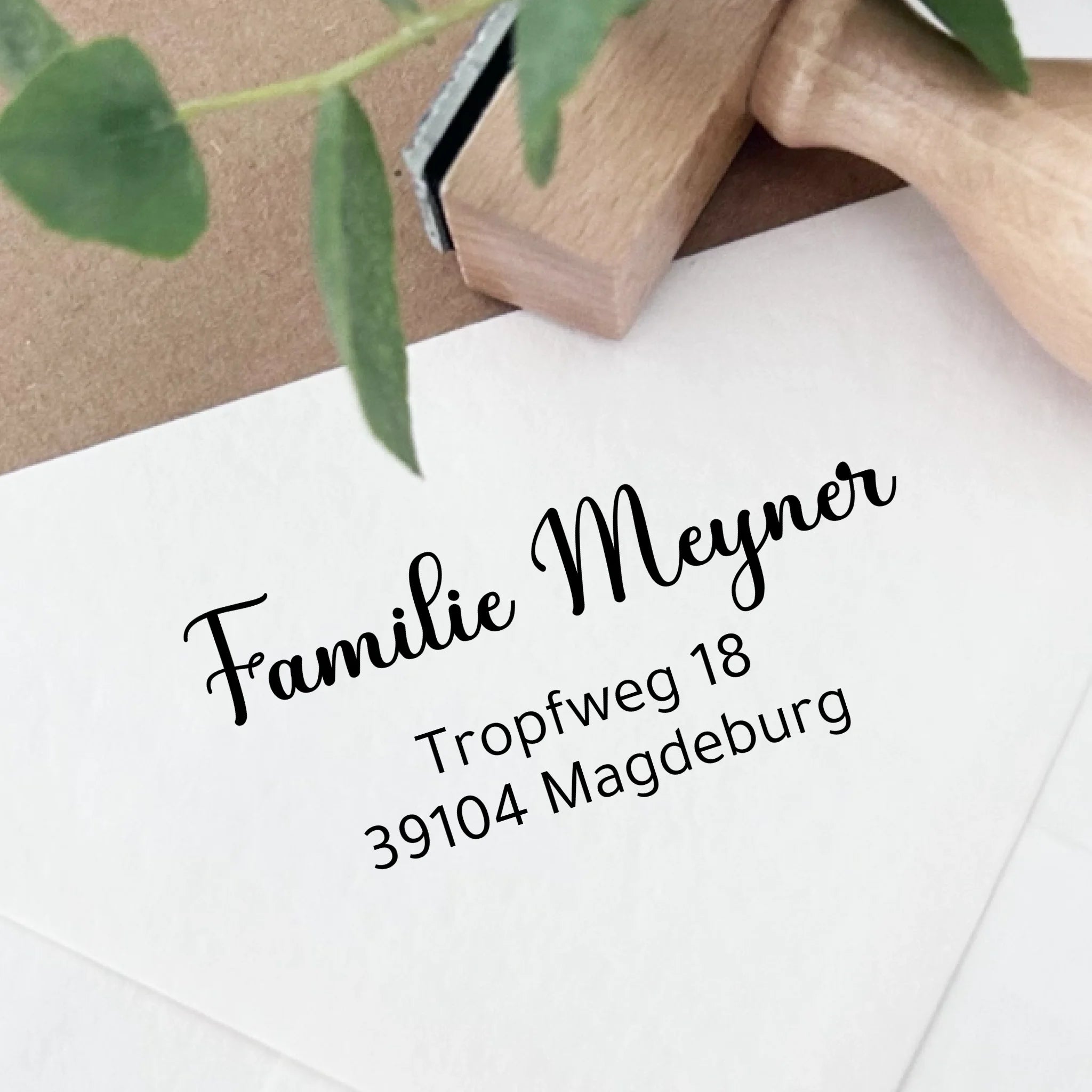 Personalisierter Adressstempel "Meyner" mit klarer Adresse - Spatzelinchen - Exklusive Papeterie